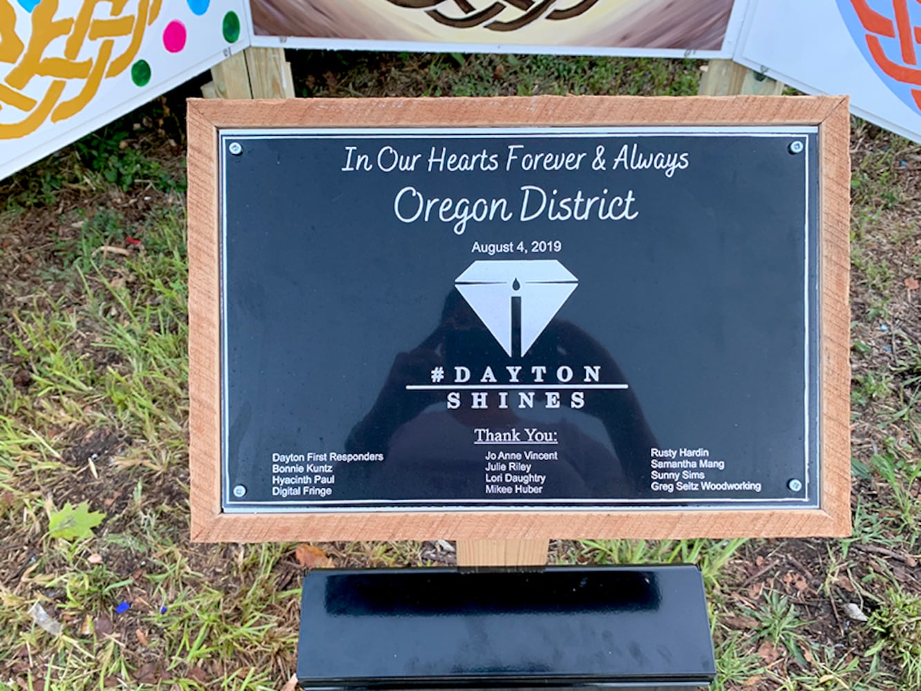 PHOTOS: Messages of heartbreak and hope cover the Tree of Life memorial honoring those killed in the Oregon District mass shooting