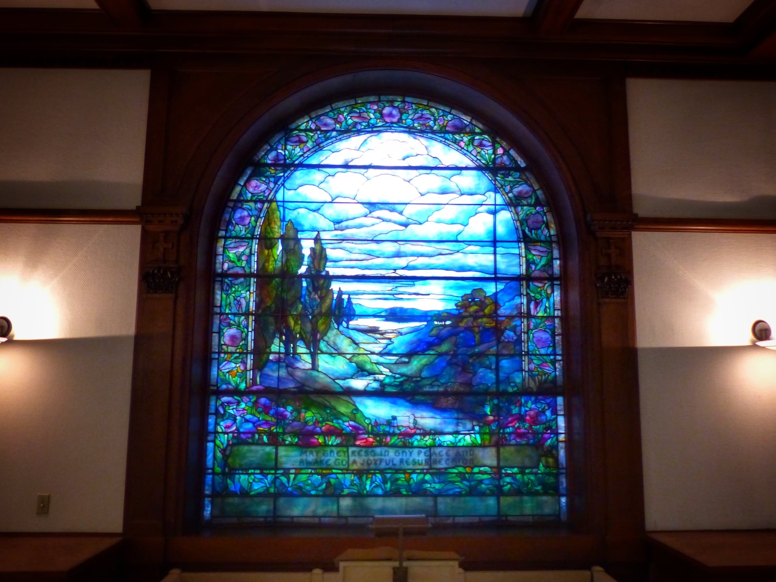 Tiffany wIndow at Woodland Cemetery.