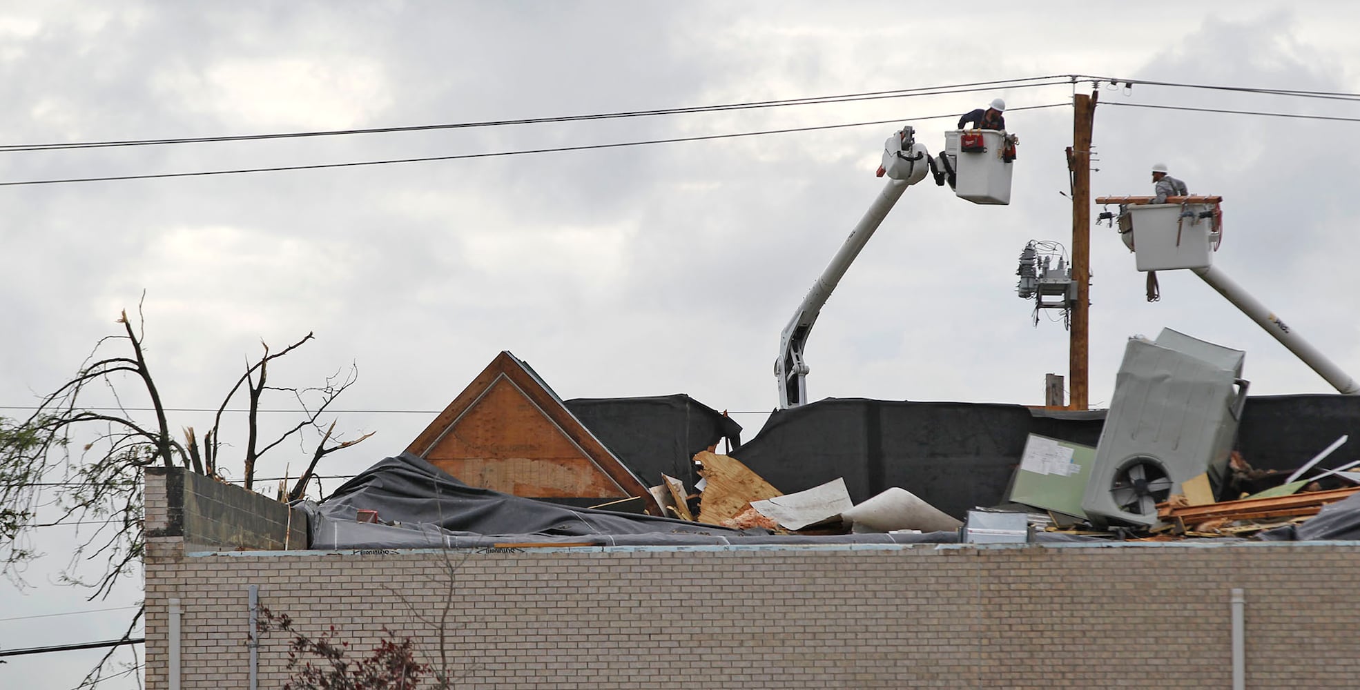 PHOTOS: Tornado cleanup begins in Beavercreek, Trotwood