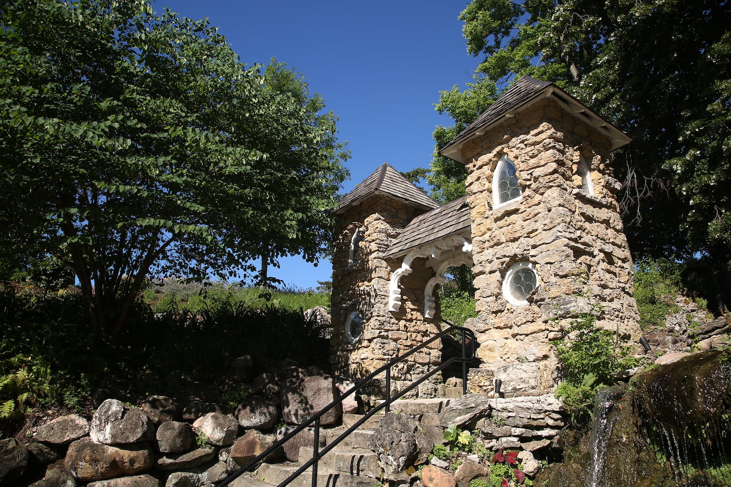 PHOTOS: Take a stroll through the glorious Grotto Gardens