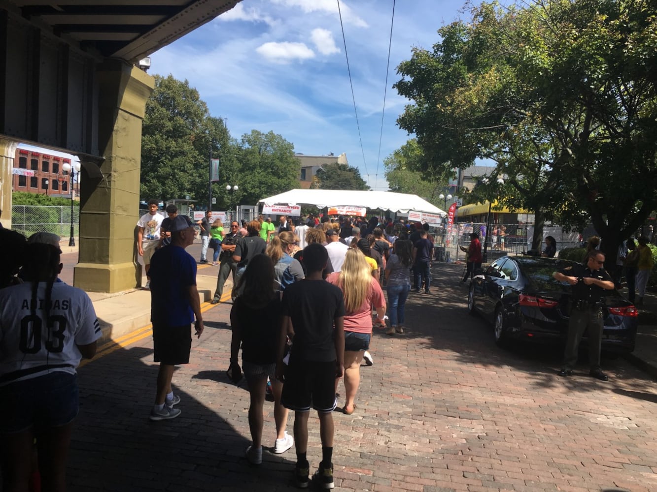 PHOTOS: Gem City Shine in the Oregon District is about to get under way