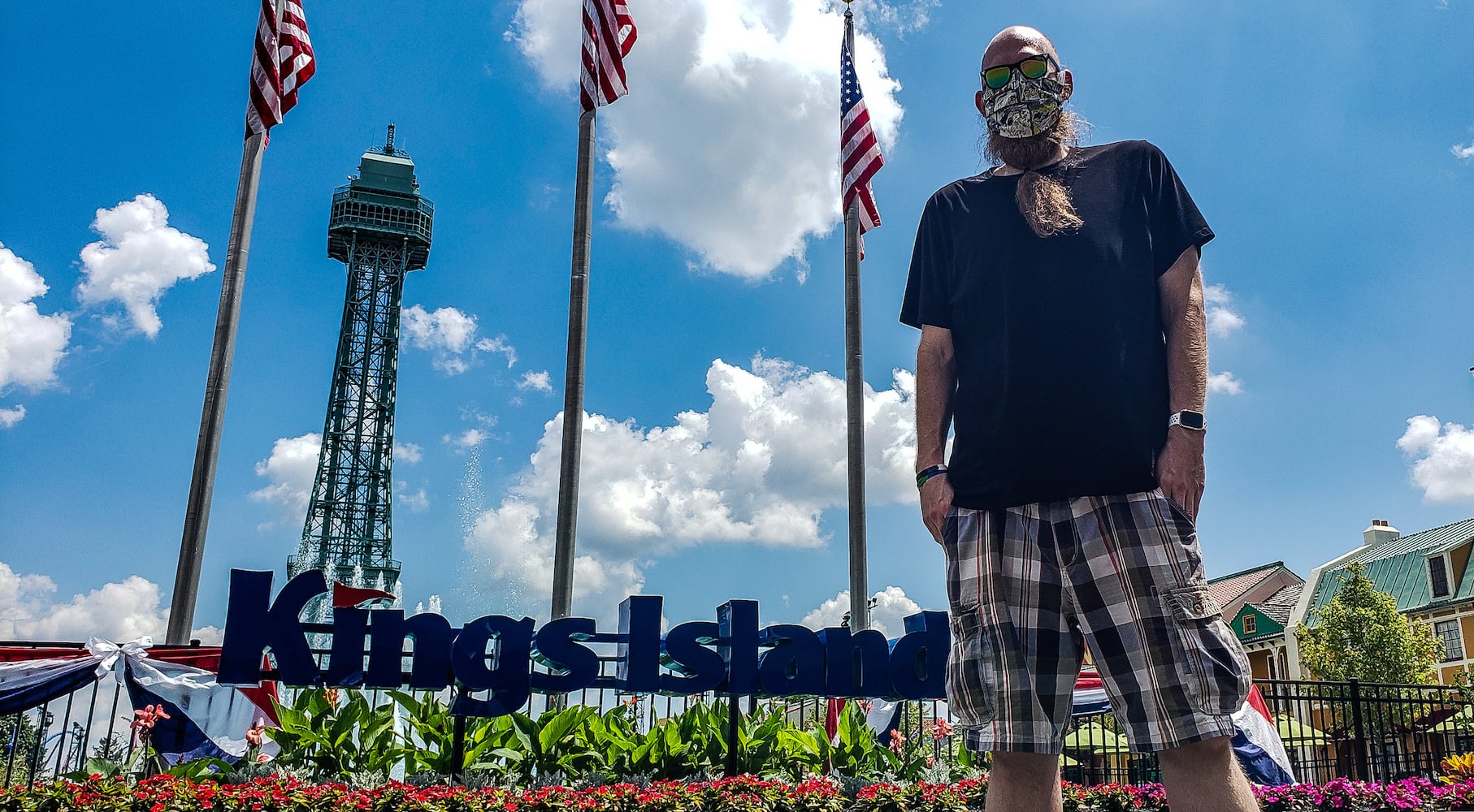 PHOTOS: The big reward after roller coaster enthusiast’s 190-pound weight loss journal