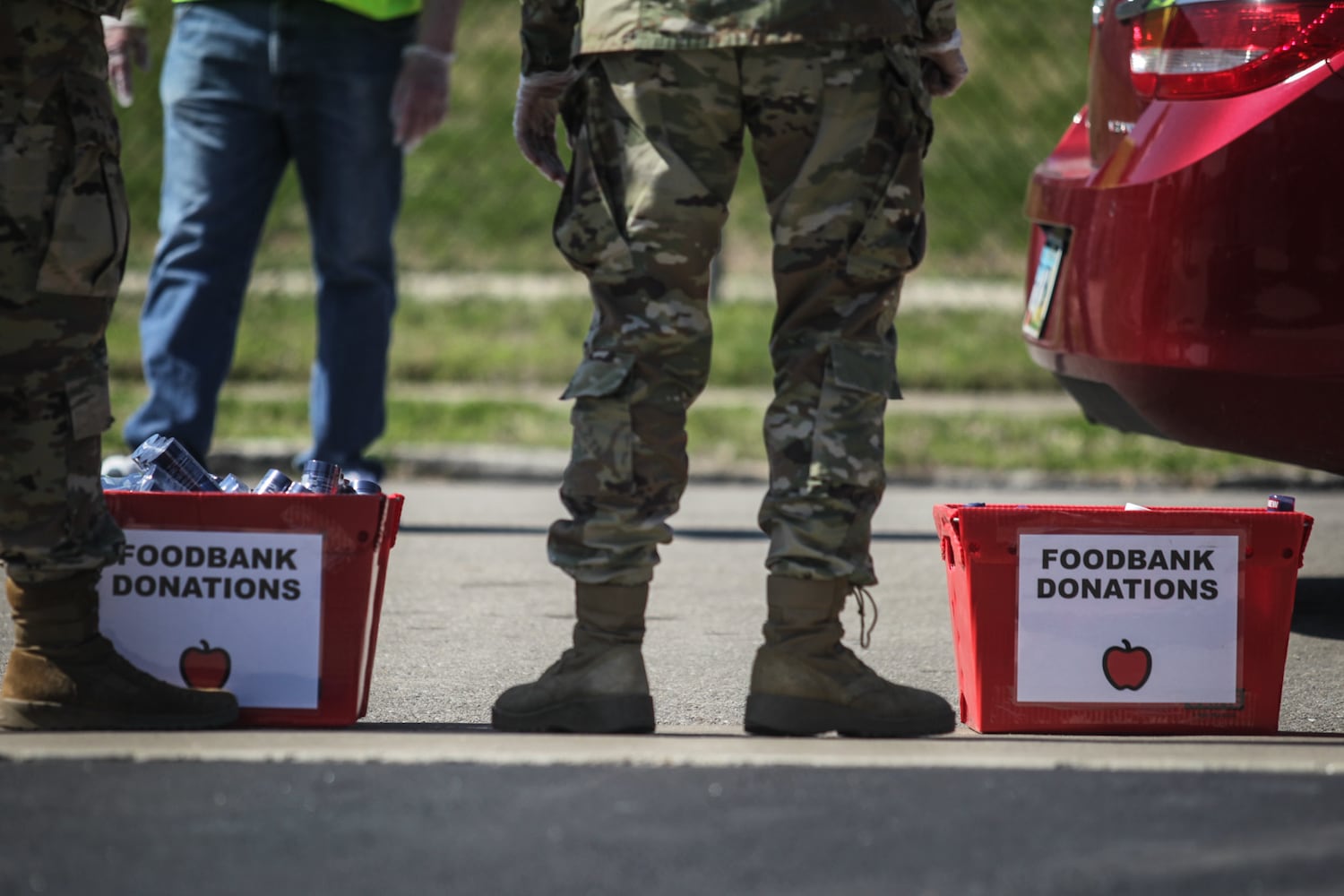 Long lines at Foodbank