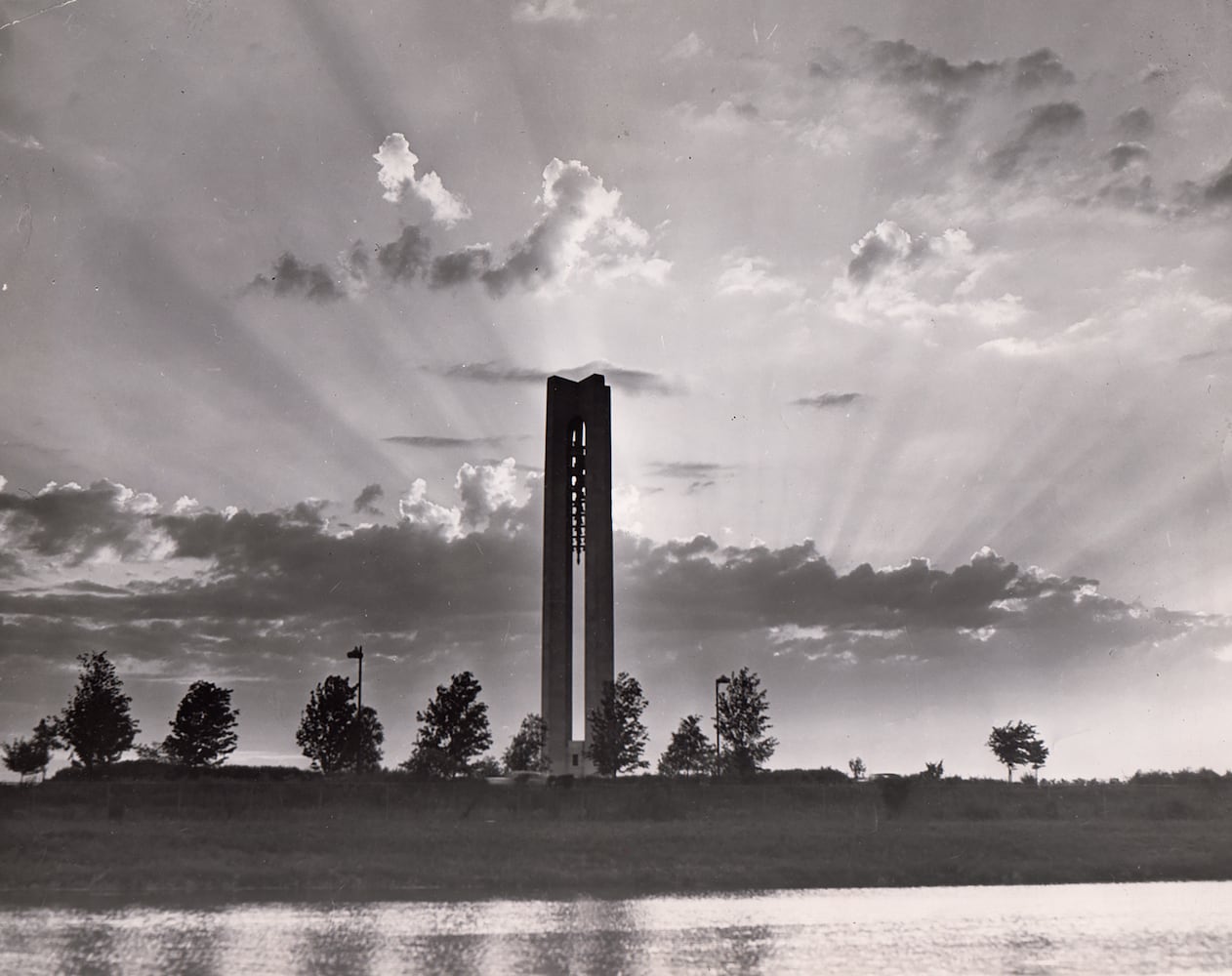 History Extra: Deeds Carillon