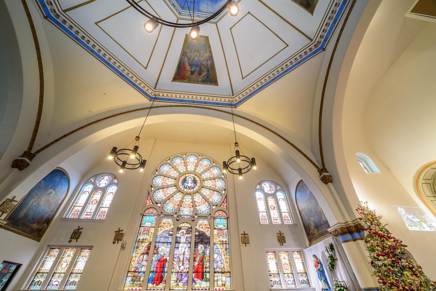 PHOTOS: A look inside Nhà Thờ Thánh Tâm (Sacred Heart Church) in downtown Dayton decorated for Christmas