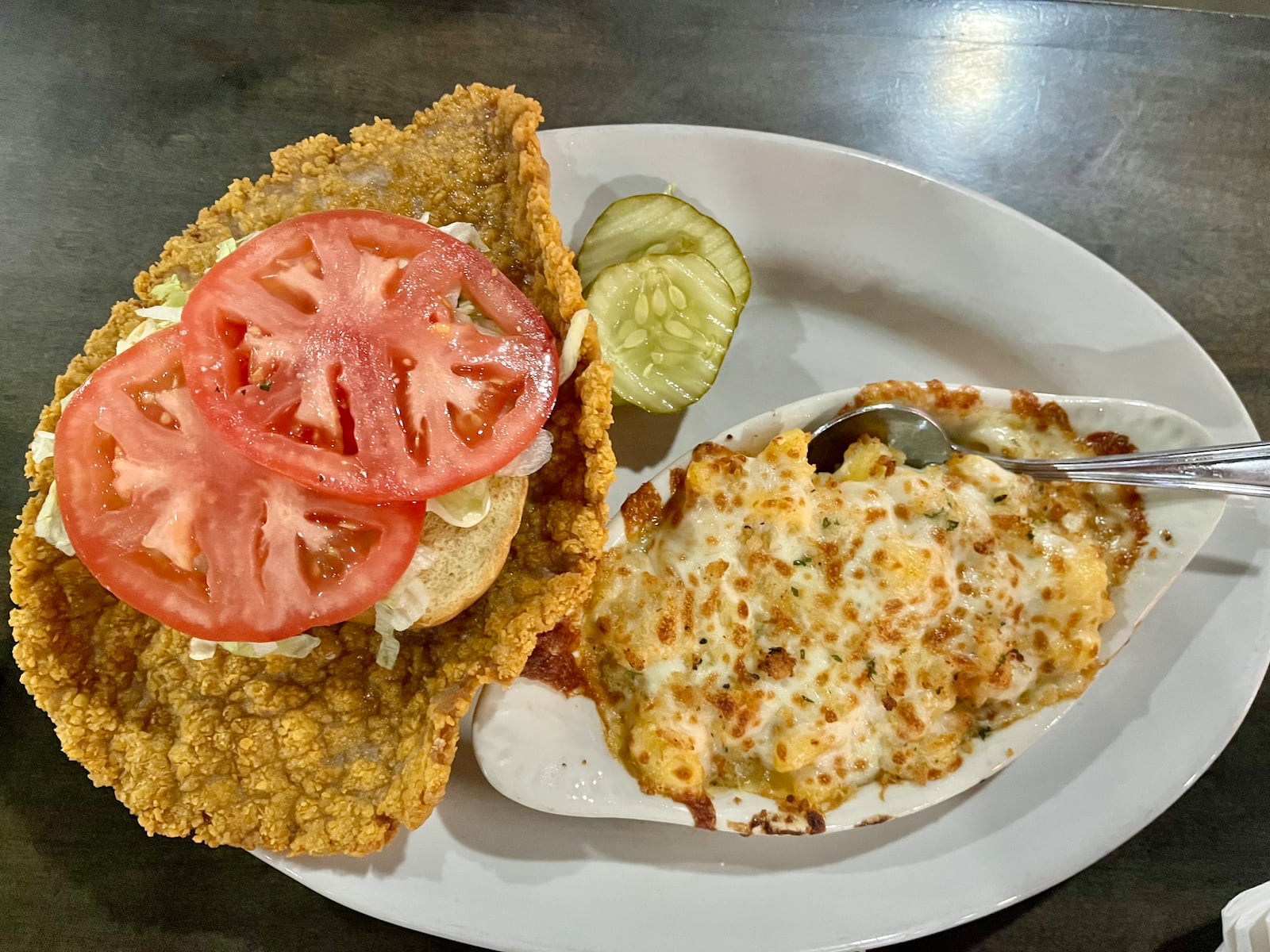 Doubleday’s Grill & Tavern is located in the Cross Pointe Shopping Centre on East Alex-Bell Road in Centerville. NATALIE JONES/STAFF