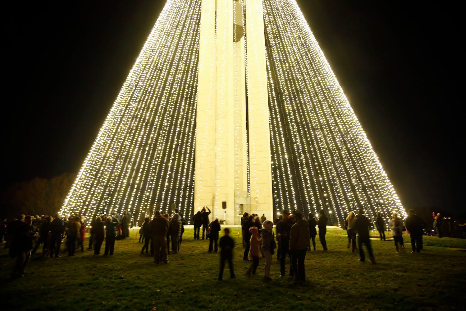 Carillon Christmas Tree