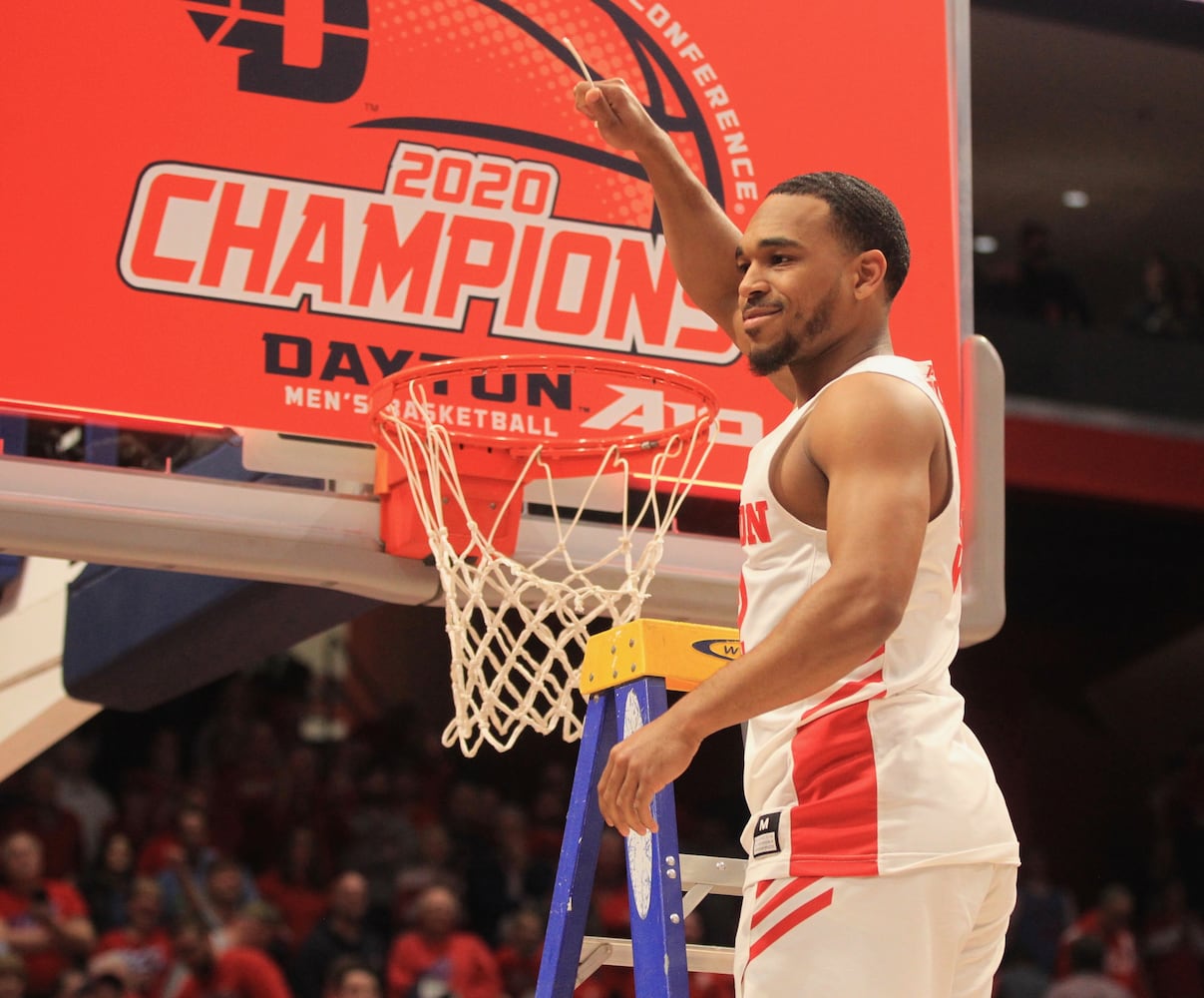 Photos: Dayton Flyers celebrate record-breaking 29th victory