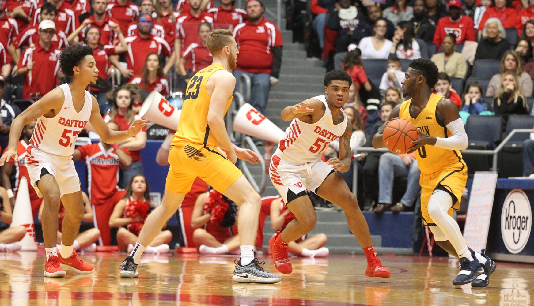 Dayton Flyers: 30 photos for a 30-point victory