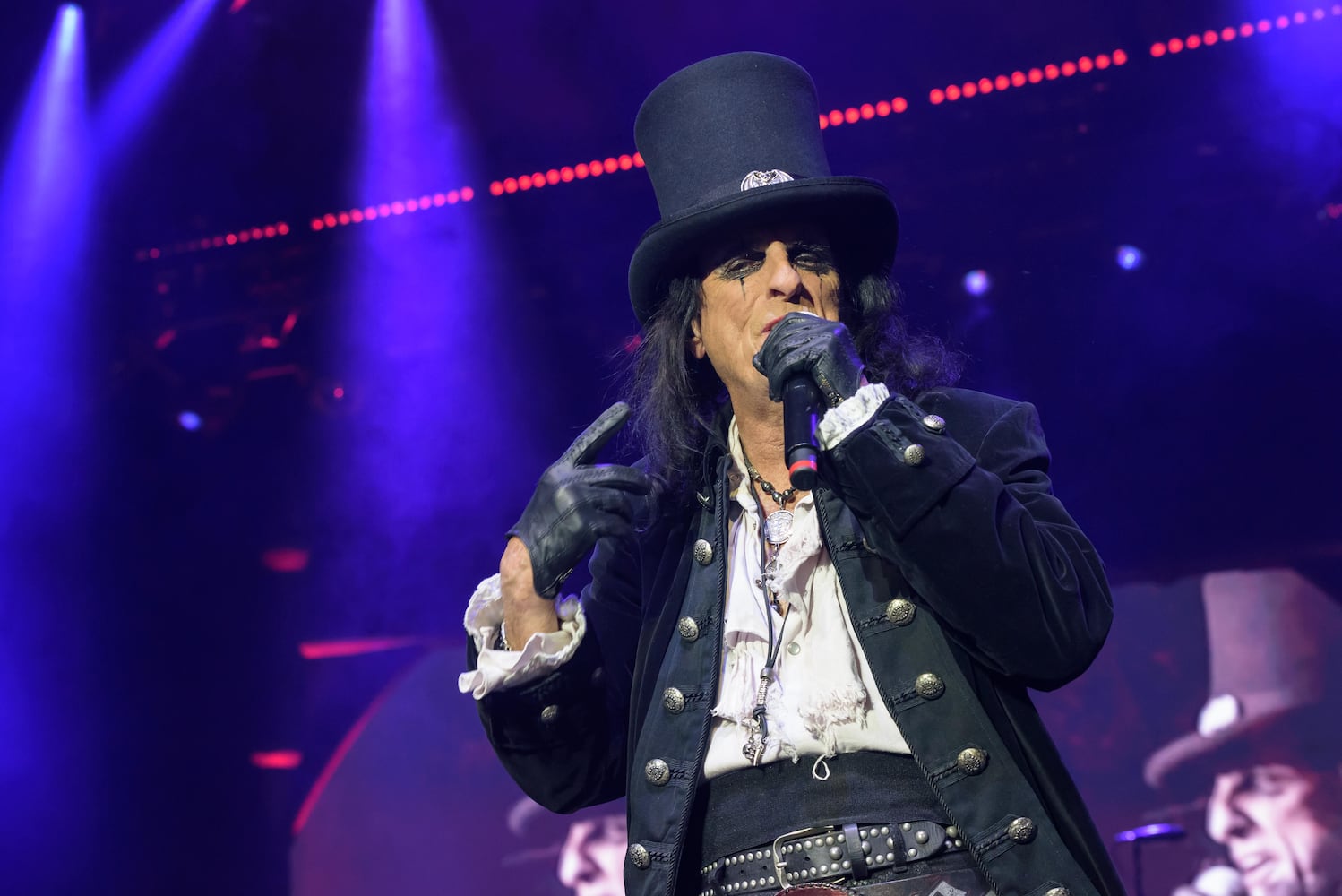 PHOTOS: Alice Cooper Live at Hobart Arena in Troy