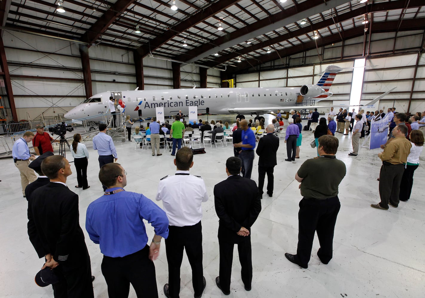 PSA Gets New Regional Jet