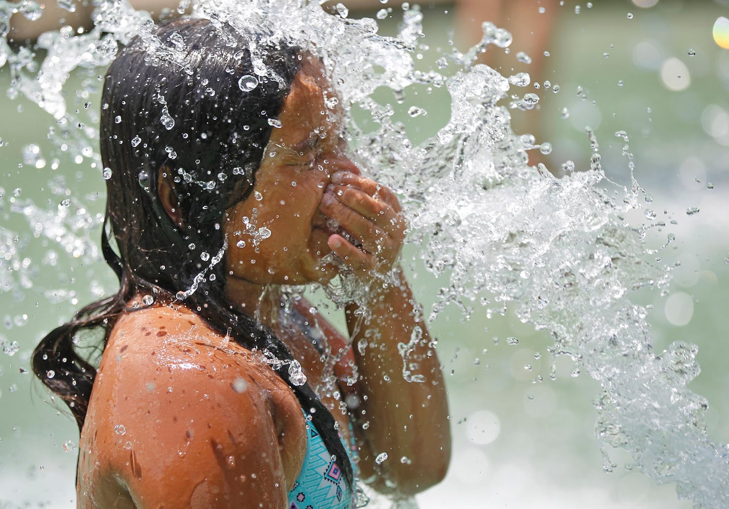 PHOTOS: Temperatures soar into the 90s