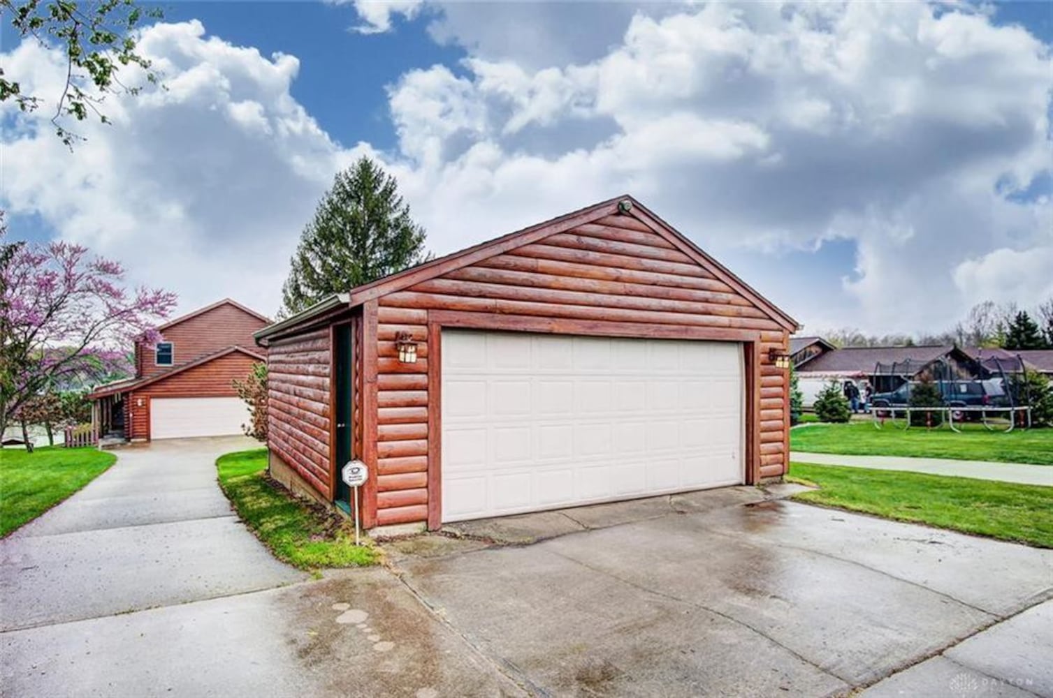 PHOTOS: Shawnee Lake house with 3 bedrooms, 4 baths on market in Jamestown