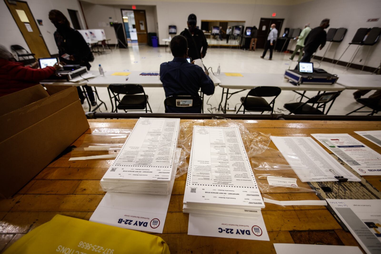 Voting was slow and steady around noon at the Northwest Recreational Center on Princeton Dr. in Dayton. Jim Noelker/Staff 