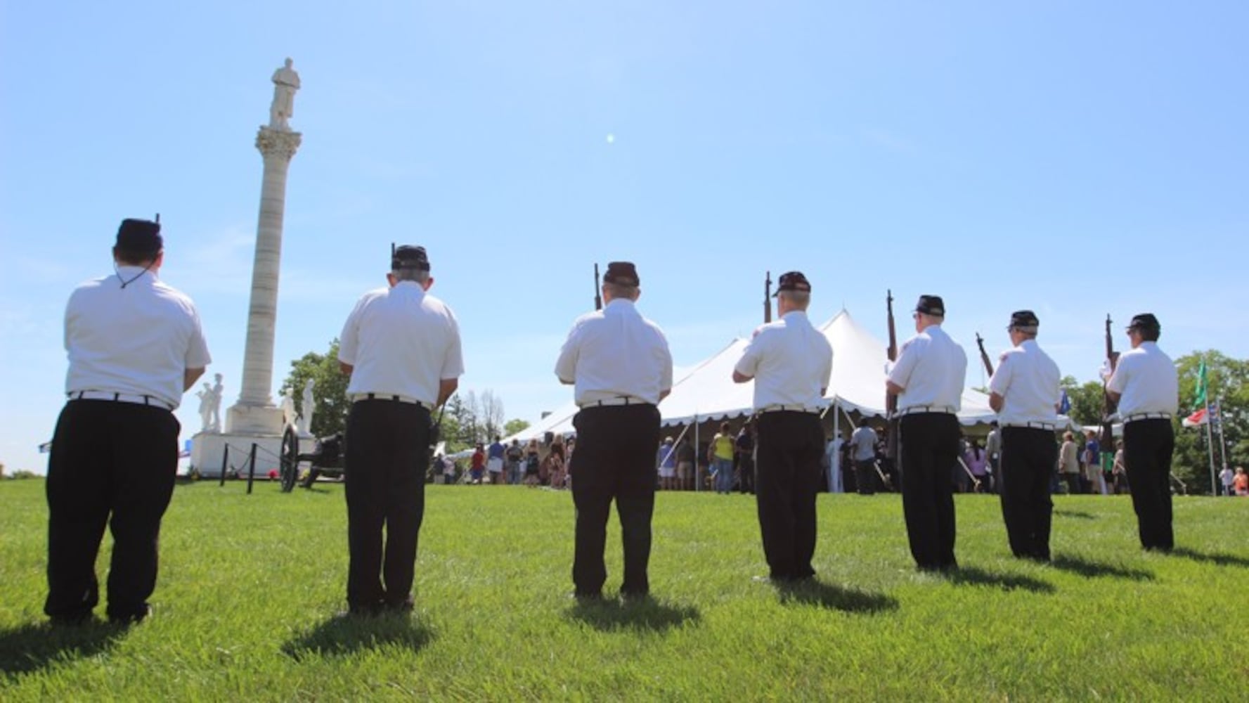 Fallen service members honored at Dayton National Cemetery