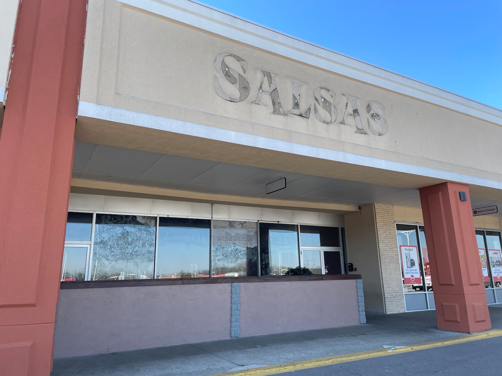 Salsas Mexican Restaurant has closed it doors at 4904 Airway Road in Riverside. NATALIE JONES/STAFF