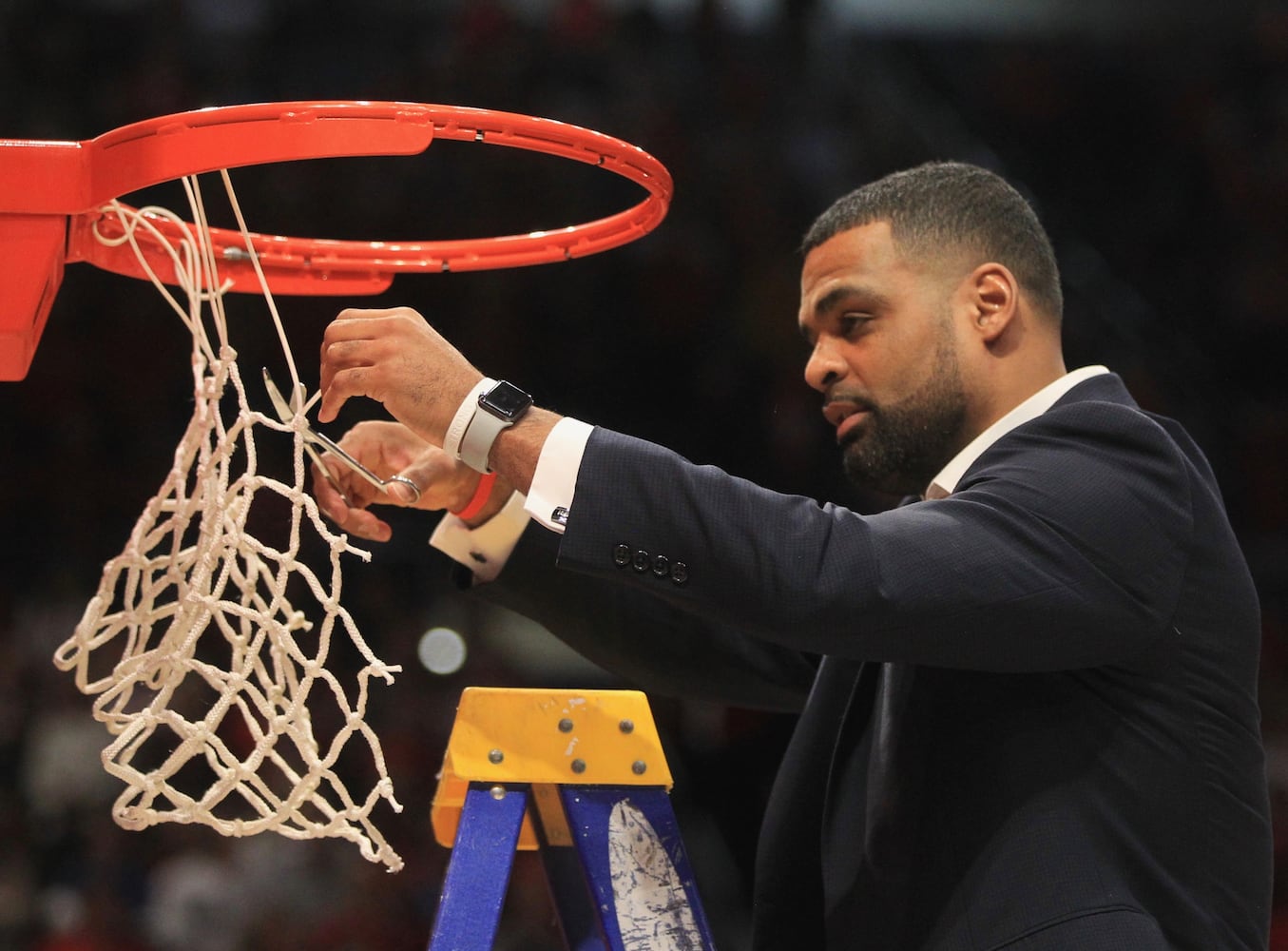 Photos: Dayton Flyers celebrate record-breaking 29th victory