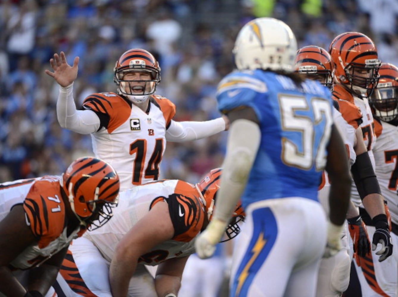 Dalton, Green lead Bengals to 17-10 win vs Bolts