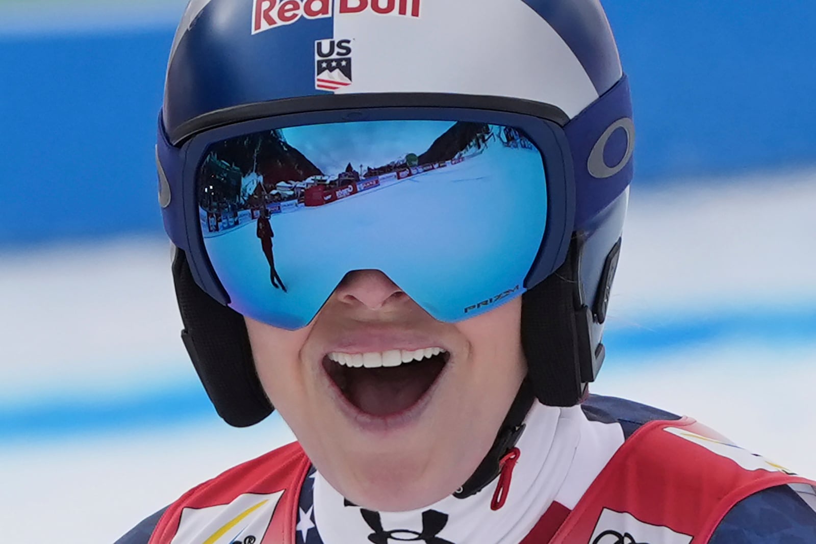 United States Lindsey Vonn reacts after completing an alpine ski, women's World Cup super G race, in St. Anton, Austria, Sunday, Jan. 12, 2025. (AP Photo/Giovanni Auletta)