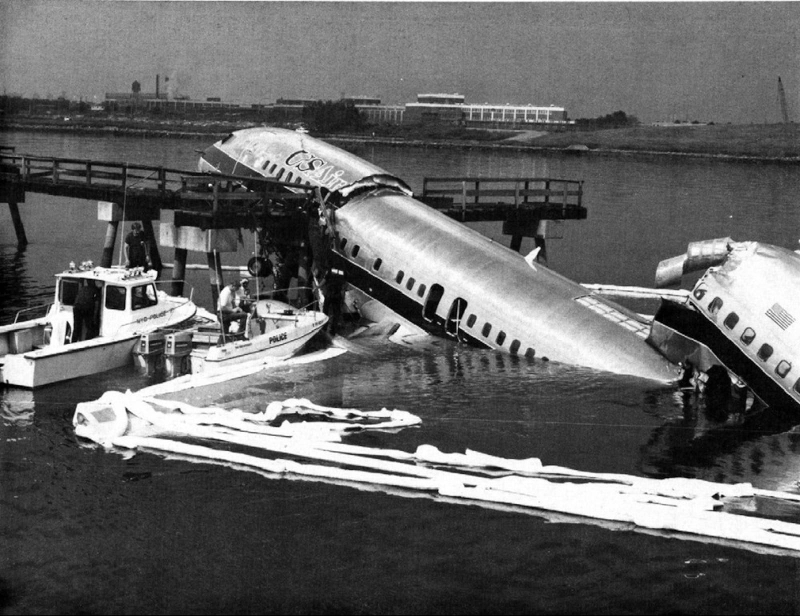 USAir 5050 crashed in the East River after pilots aborted takeoff from LaGuardia Airport on Sept. 20, 1989. The pilots finally submitted a urine sample for drug and alcohol testing 44 hours after testing, but did not submit blood samples on the advice of their union attorney. PHOTO/NTSB