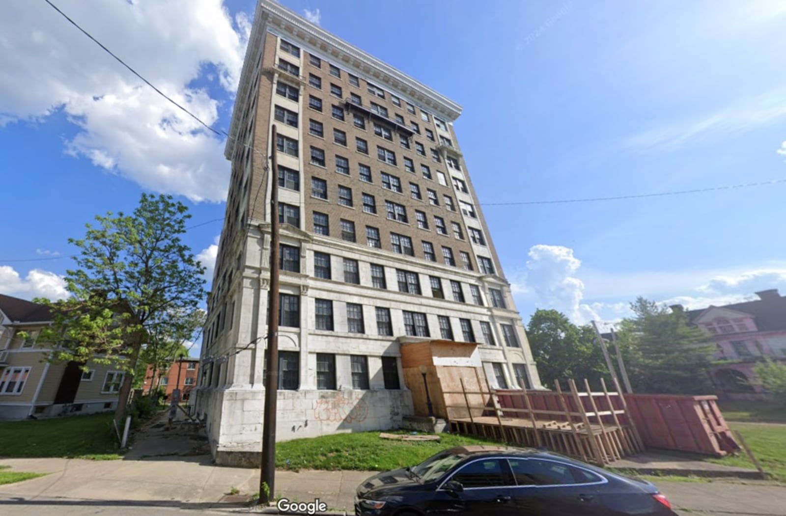 The Commodore Apartments at 522 Grand Ave. in Dayton's Grafton Hill neighborhood. CONTRIBUTED