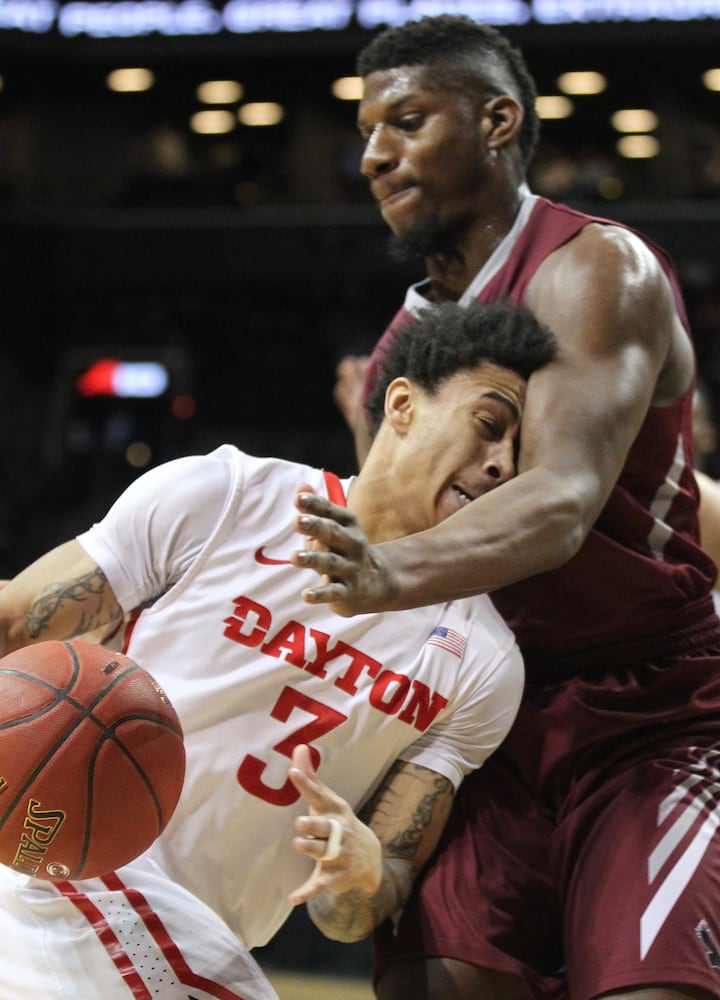 A-10 tourney: Dayton Flyers vs. St. Joseph's