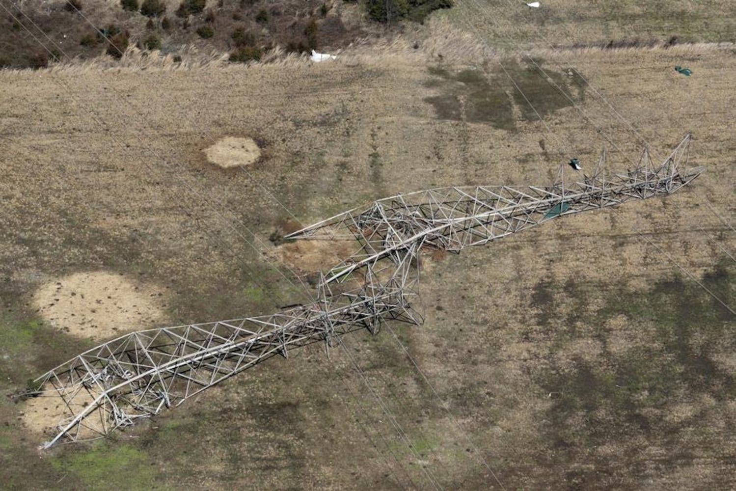 PHOTOS: Deadly tornadoes slam into Nashville, central Tennessee