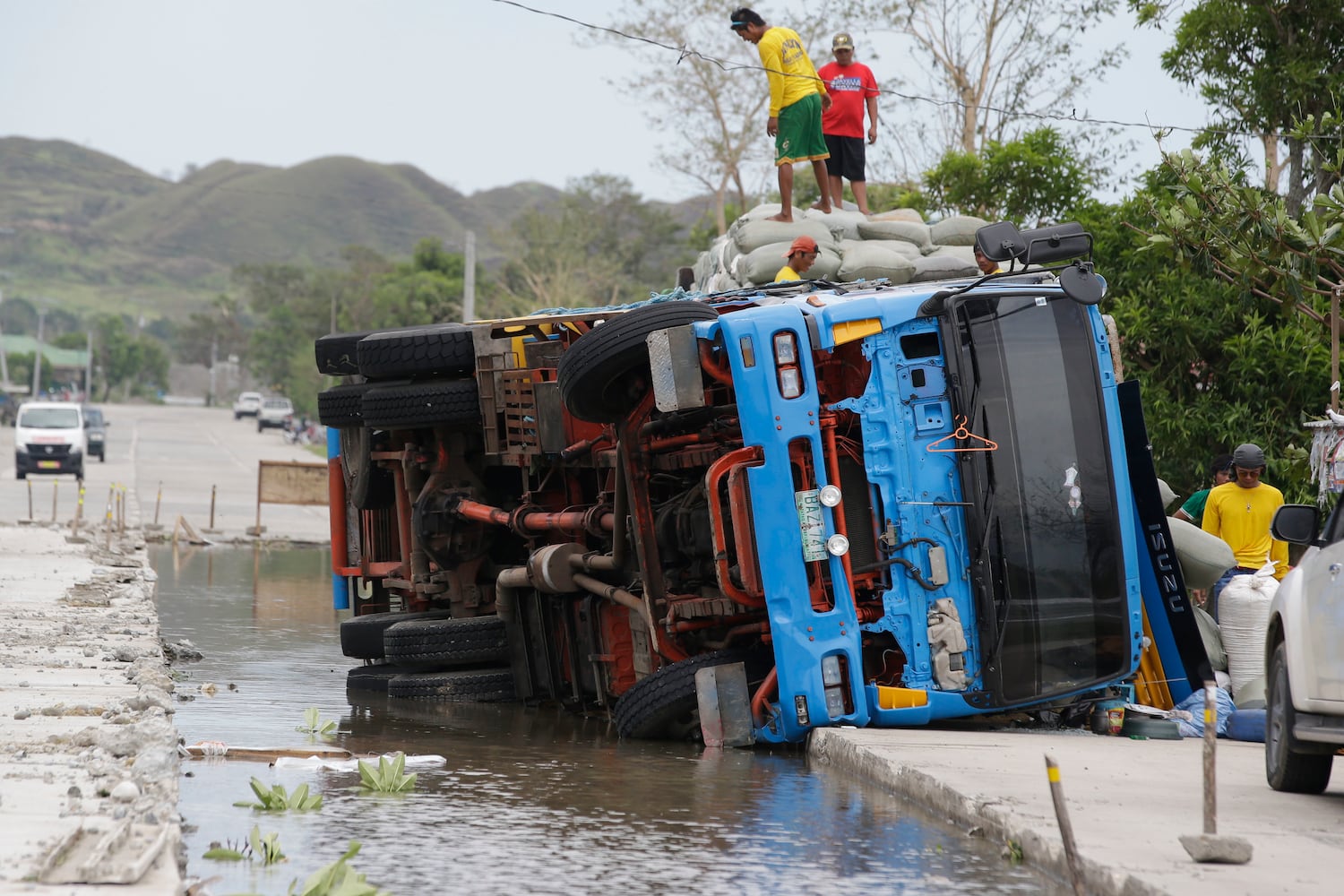 Photos: Typhoon Mangkhut batters Philippines