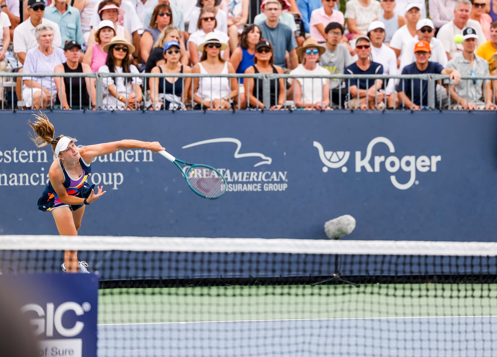 Ellen Perez serves as she plays with doubles temmate Harriet Dart during their match against Elise Mertens and Su-Wei Hseih at Cincinnati Open tennis tournament Thursday, Aug. 15, 2024 at Lindner Family Tennis Center in Mason. 