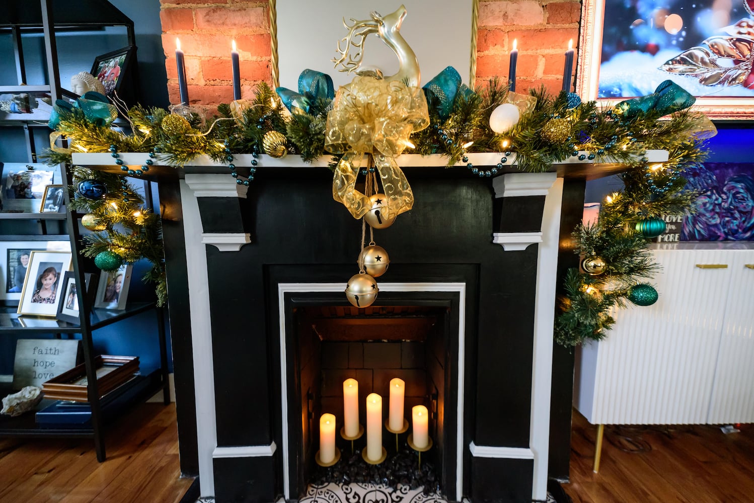 PHOTOS: A Dickens of a Christmas St. Anne’s Hill Holiday Home Tour 2024