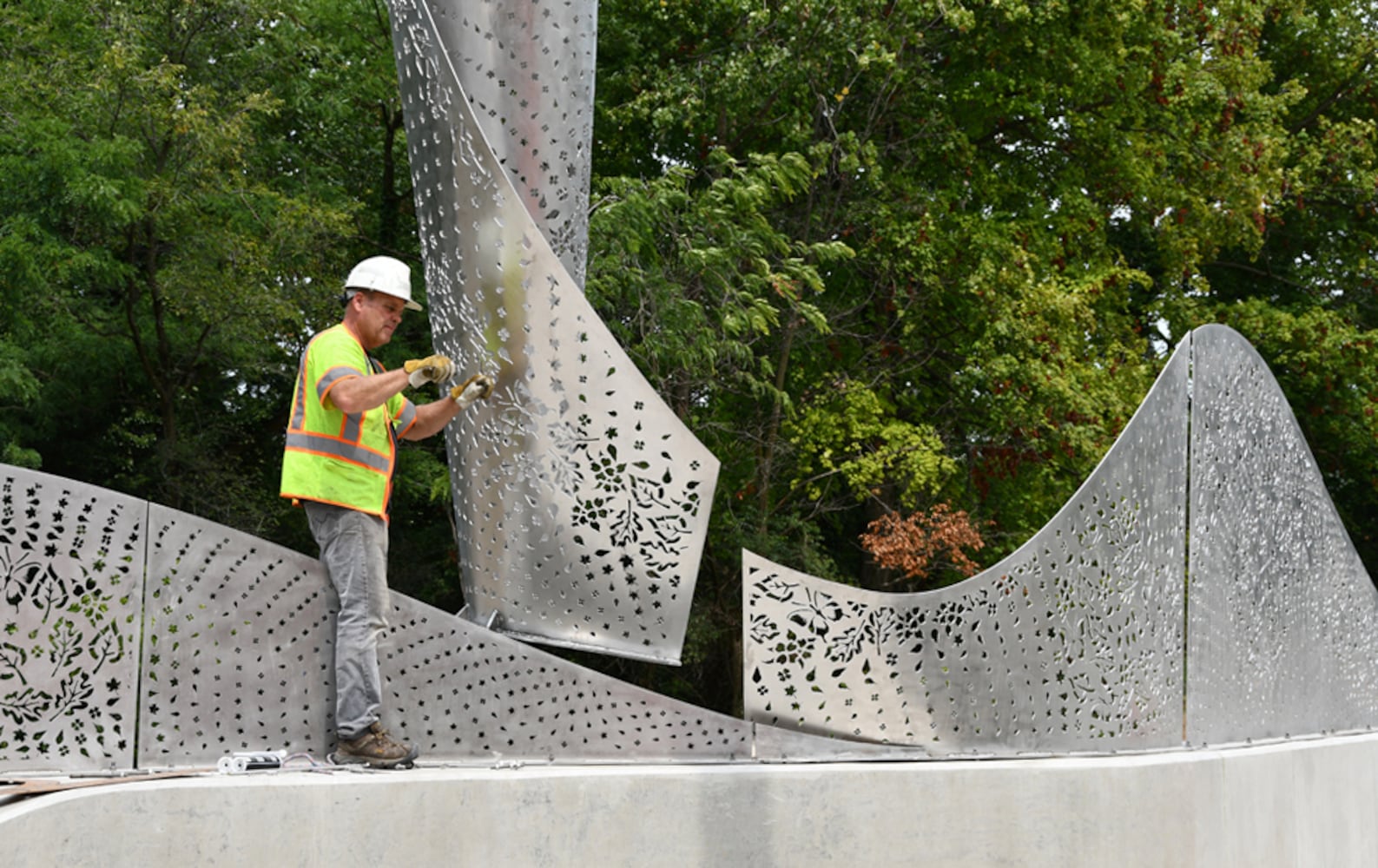 PHOTOS: New Kettering sculpture a vision of the community’s natural beauty