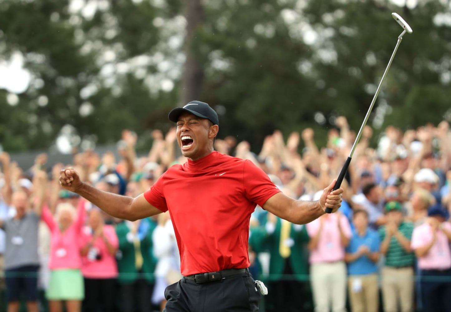 Photos: Tiger Woods makes comeback with 5th Masters win