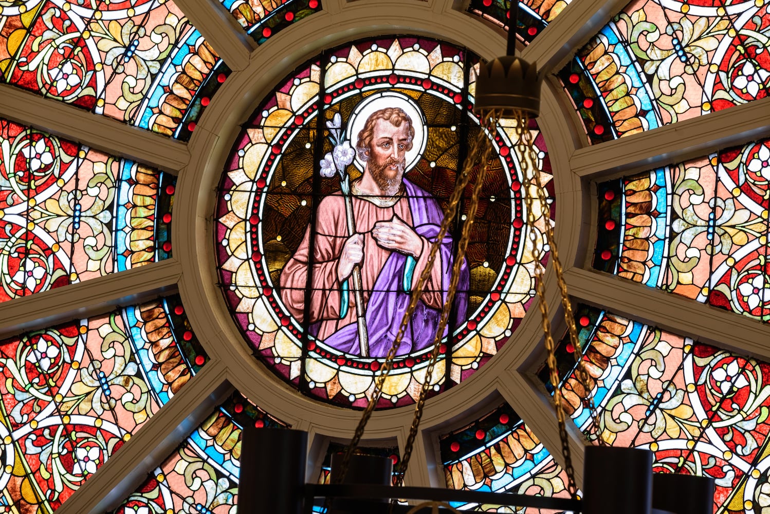 PHOTOS: A look inside Nhà Thờ Thánh Tâm (Sacred Heart Church) in downtown Dayton decorated for Christmas