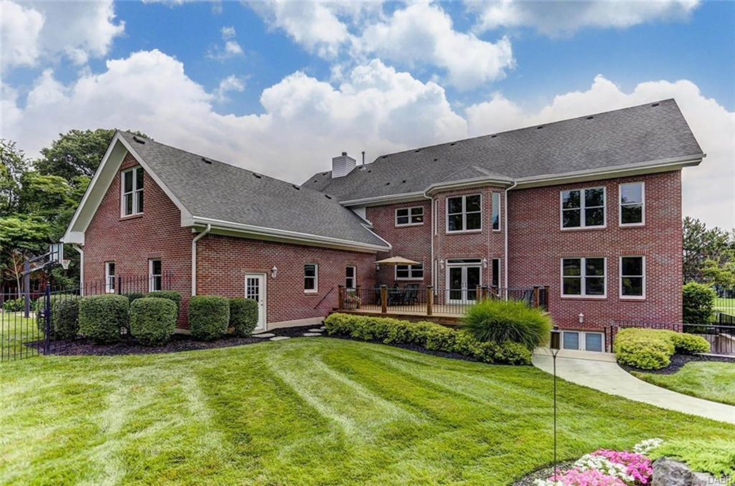 Photos: Nearly $1M Beavercreek home has colonial styling.