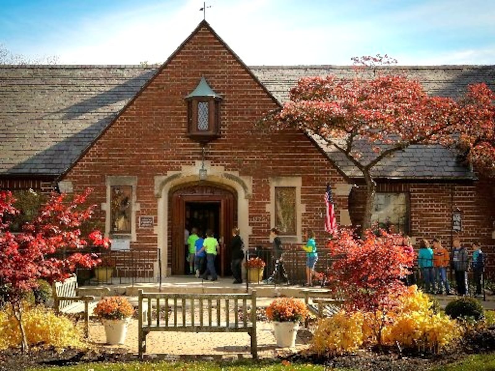 Students file into the Wright Memorial Public Library. JIM WITMER/STAFF