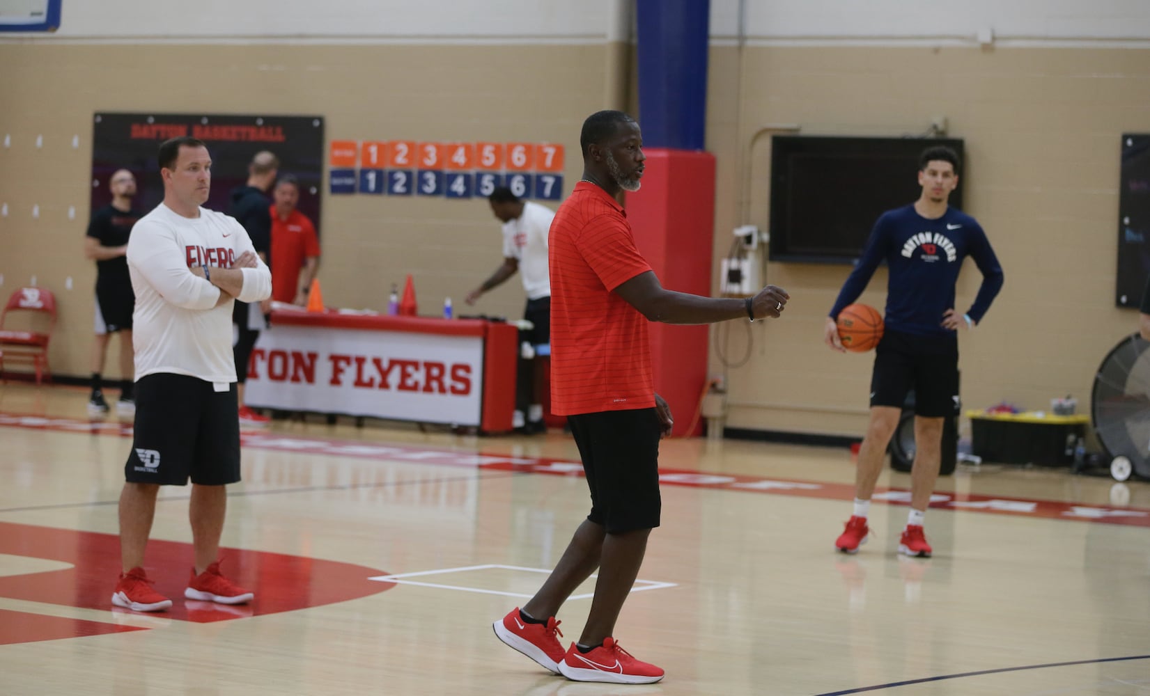 Dayton Flyers practice