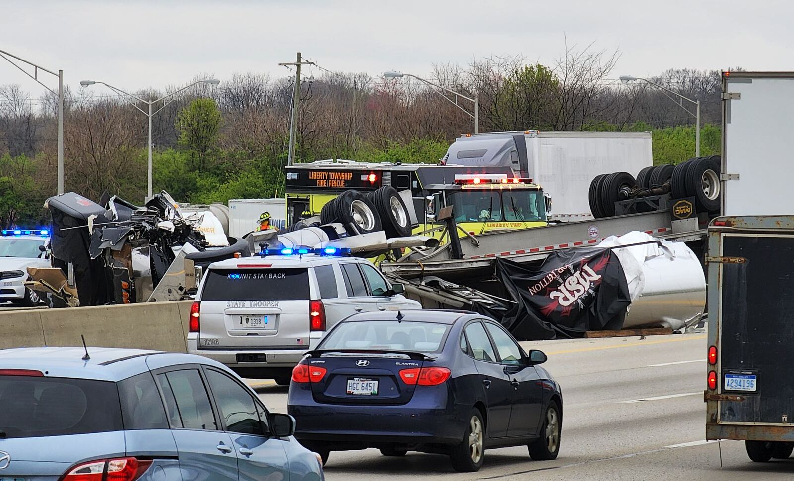 Two semis were involved in a crash on I-75 near the rest areas south of Monroe exit exit in Butler County on Tues., April 19, 2022. One person died, according to the Ohio State Highway Patrol. NICK GRAHAM/STAFF