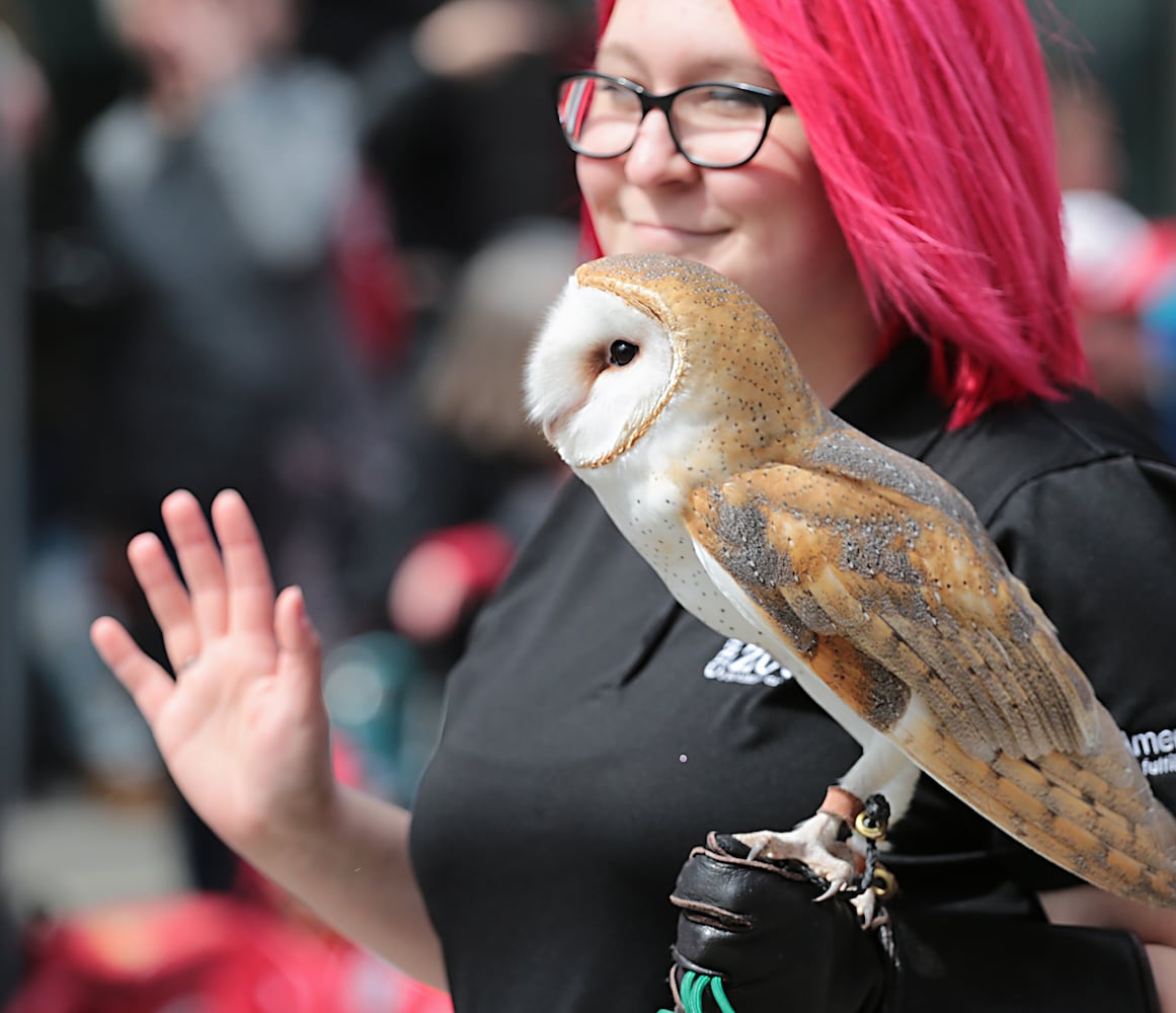 PHOTOS: Cincinnati Reds Opening Day Parade