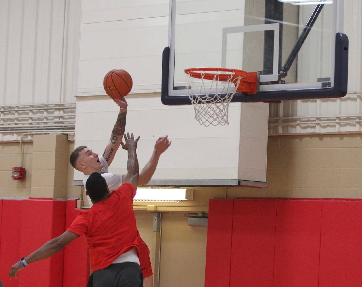 Dayton Flyers hold team workout at Cronin Center