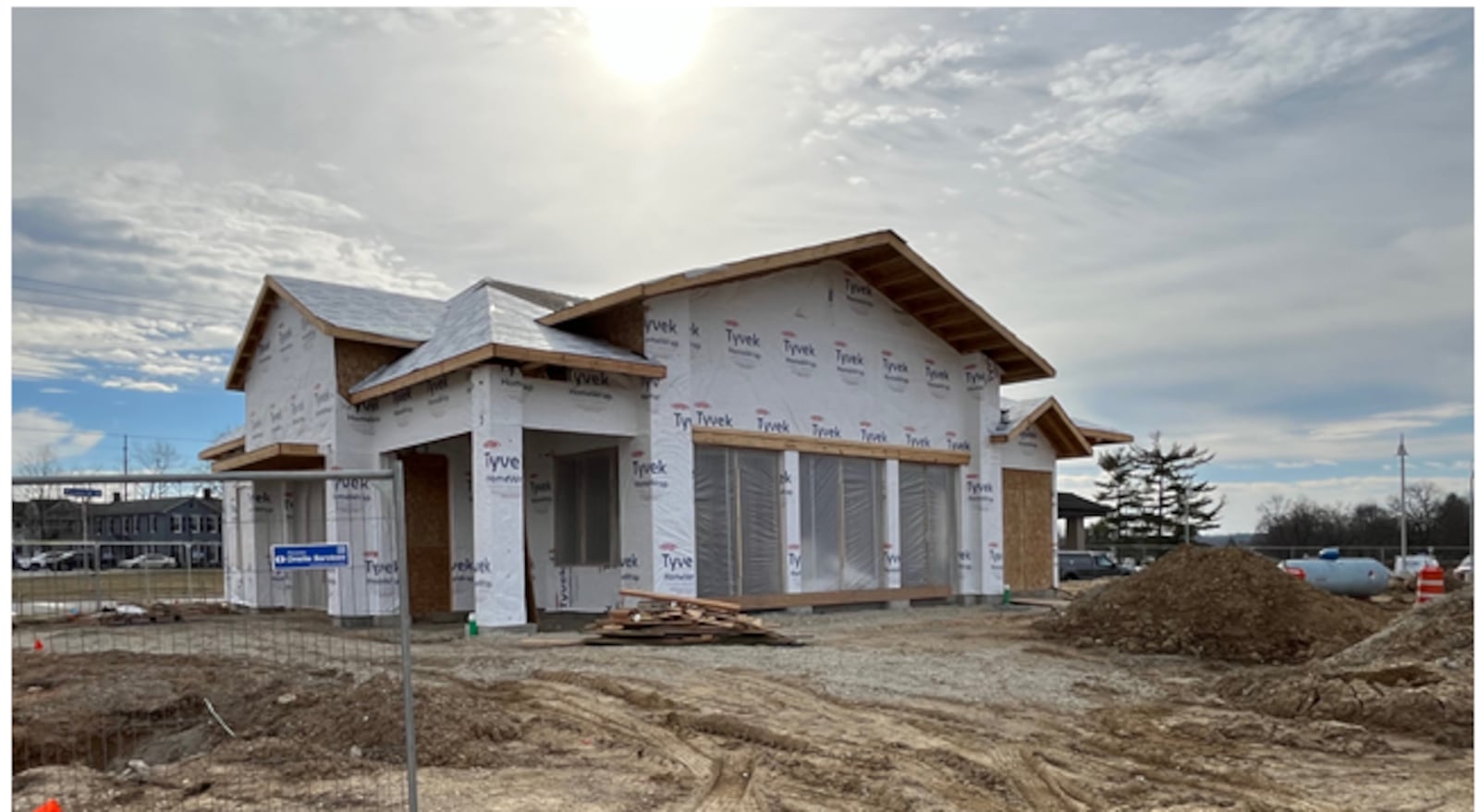 The construction of the new River Valley Credit Union facility is moving along in Springboro. The credit union is rebuilding its office at 25 W. Central Ave. ED RICHTER/STAFF