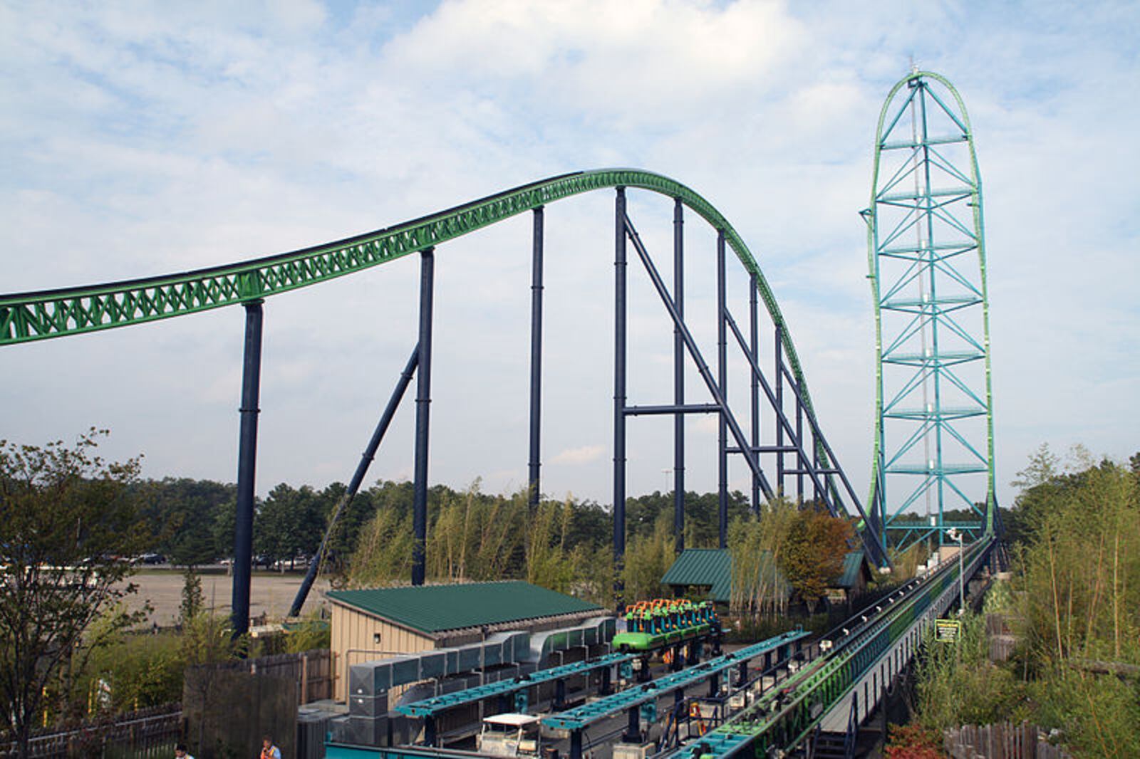 The Kingda Ka located at Six Flags in New Jersey has been dubbed the world's tallest roller coaster towering at an amazing 456 feet (45 stories); it also has the biggest drop at 418 feet. It is the fastest coaster in North America. You better be ready for this coaster because it has a takeoff that goes from 0 to 128 mph in just 3.5 seconds!