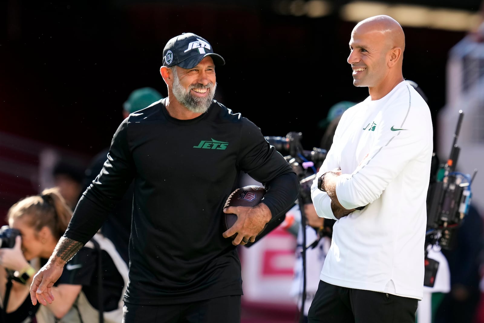 FILE - New York Jets head coach Robert Saleh, right, talks with defensive coordinator Jeff Ulbrich before an NFL football game against the San Francisco 49ers in Santa Clara, Calif., Monday, Sept. 9, 2024. (AP Photo/Godofredo A. Vásquez, File)