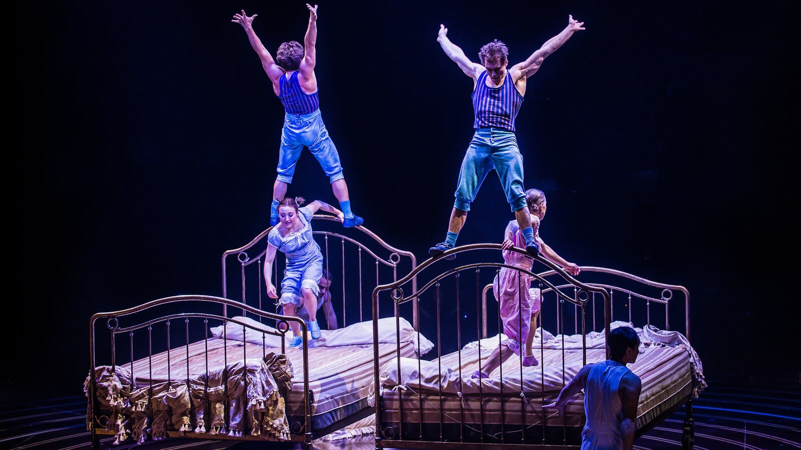 Corteo, the latest and most enchanting Cirque du Soleil’s arena production is now touring in North America. The show will visit Dayton at the Wright State University Nutter Center from May 8 to 12, 2019 for a limited run of seven performances.