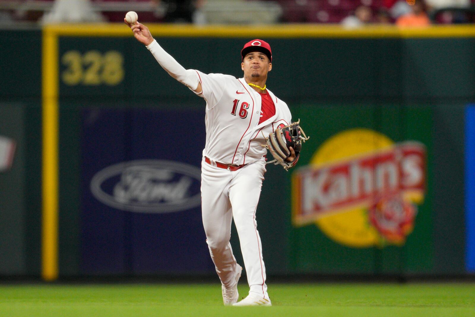 Cincinnati Reds third baseman Noelvi Marte throws out Minnesota Twins Max Kepler at first base in the sixth inning of a baseball game in Cincinnati, Monday, Sept. 18, 2023. (AP Photo/Jeff Dean)