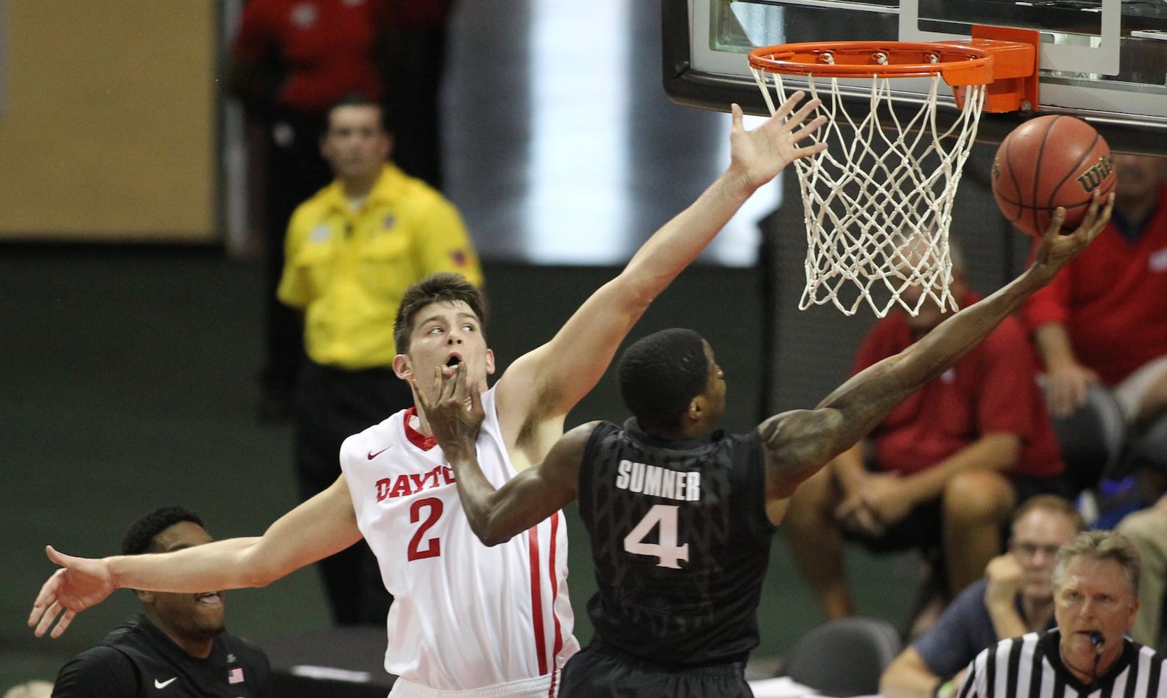 Dayton Flyers struggling to adjust to officiating changes