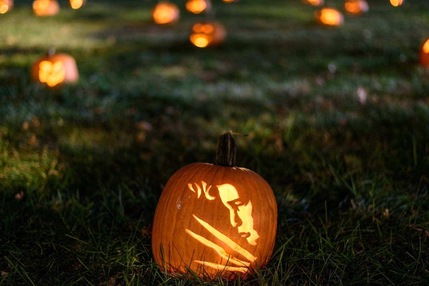 PHOTOS: The 30th annual Stoddard Avenue Pumpkin Glow