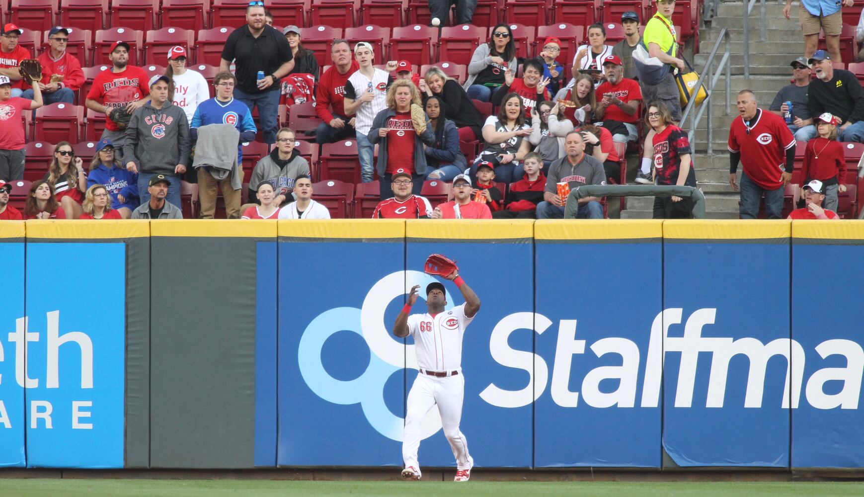 Photos: Reds fall 3-1 to Cubs in series opener