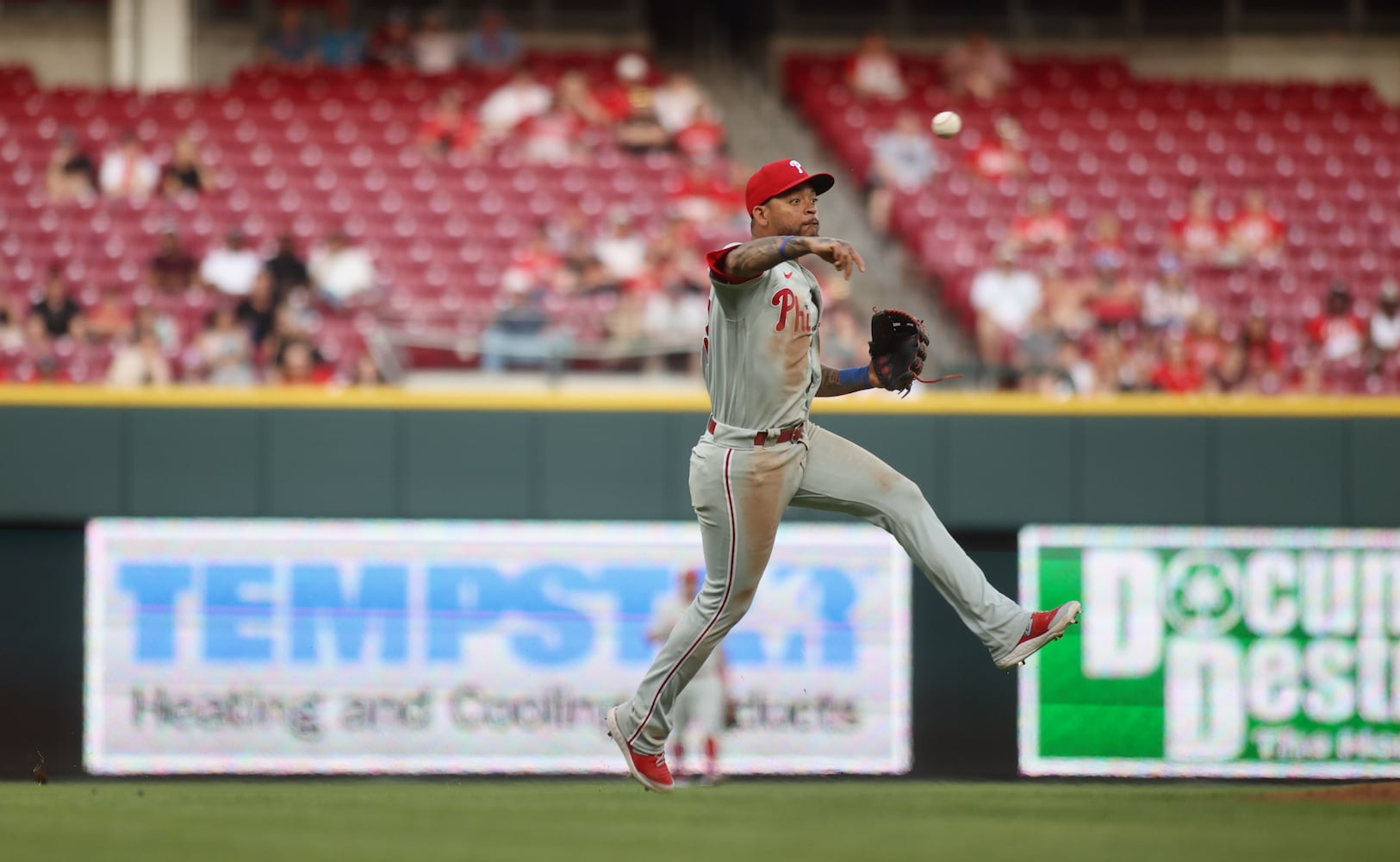 Reds vs. Phillies