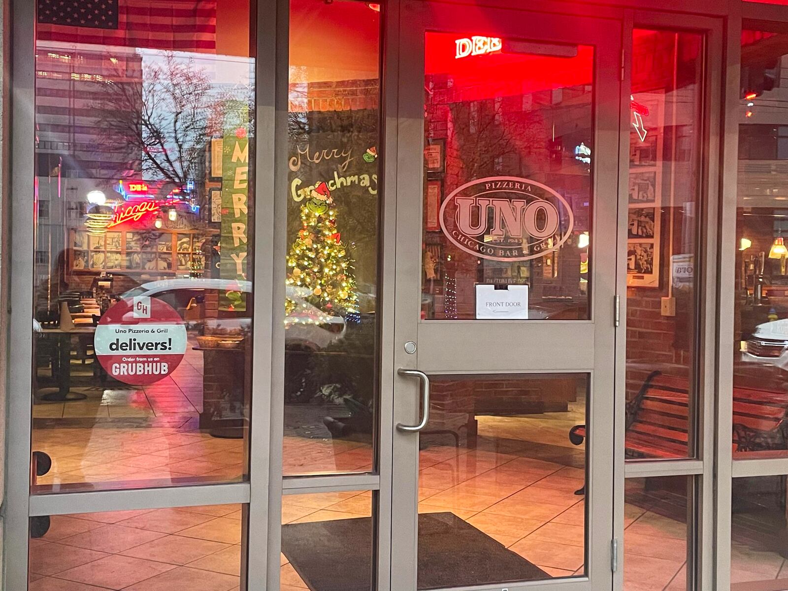 Uno Pizzeria & Grill, 126 N. Main St.