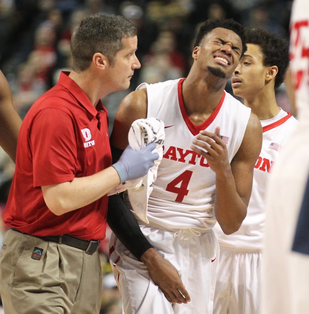 A-10 tourney: Dayton Flyers vs. St. Joseph's